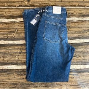 Universal Thread Womens 00/24r straight jeans